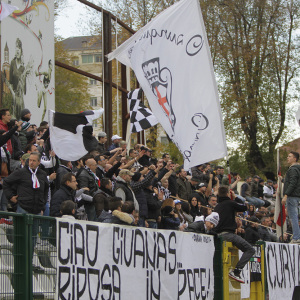 La curva Ovest dello stadio 'Silvio Piola' (Foto Ivan Benedetto)