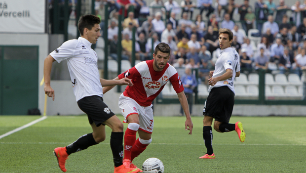 Niccolò Belloni contro il Varese (Foto: Ivan Benedetto - Iguan Photo)