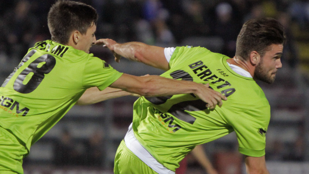 L'esultanza di Giacomo Beretta dopo il gol al Cittadella (Foto Ivan Benedetto)