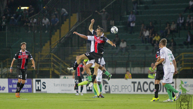 Un'immagine di Avellino-Pro Vercelli (Foto Ivan Benedetto)