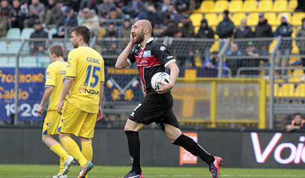 Davide Luppi dopo il gol al Frosinone (Foto Ivan Benedetto)