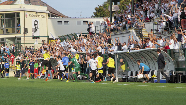 Il fischio finale di Pro Vercelli-SudTirol del 7 giugno 2014 (Foto Ivan Benedetto)