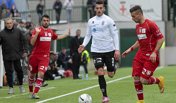 Umberto Germano in azione contro il Carpi (Foto Ivan Benedetto)