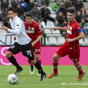 Luca Castiglia in azione contro il Carpi (Foto Ivan Benedetto)