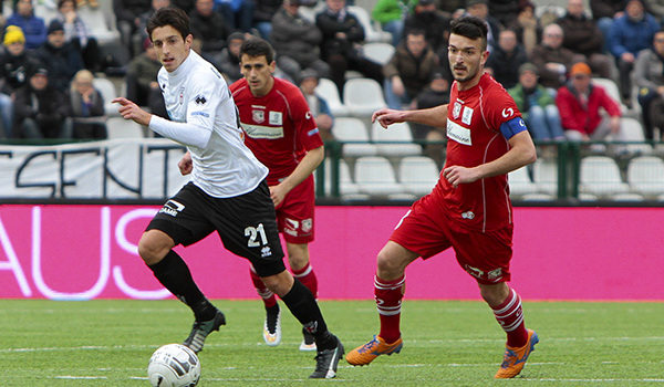 Luca Castiglia in azione contro il Carpi (Foto Ivan Benedetto)