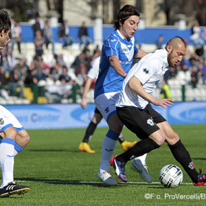 Davide Luppi contro il Brescia (Foto Ivan Benedetto)