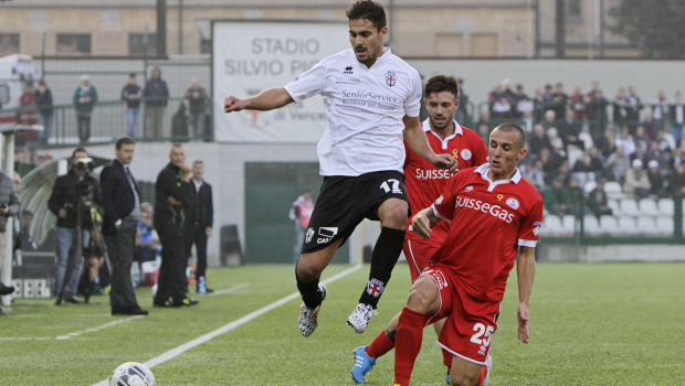 Francesco Ardizzone nella sfida con il Bari al "Piola" (Foto Ivan Benedetto)