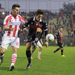 Luca Castiglia nella sfida dell'anno scorso con il Vicenza (Foto Ivan Benedetto)