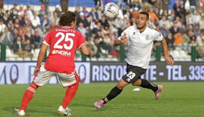 Daniele Ragatzu contro il Perugia (Foto Ivan Benedetto)