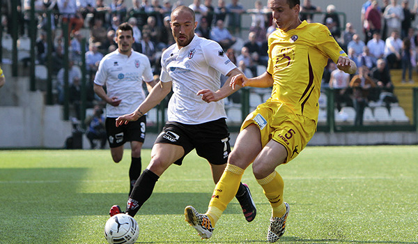 Davide Luppi in azione contro il Livorno (Foto Ivan Benedetto)