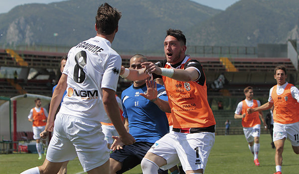 Fc Pro Vercelli; Ternana; Serieb