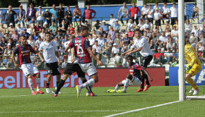 Pro Vercelli-Bologna, l'azione del gol (Foto Ivan Benedetto)