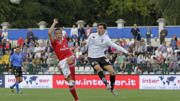 Niccolò Belloni e Rodrigo Taddei in Pro Vercelli-Perugia (Foto Ivan Benedetto)