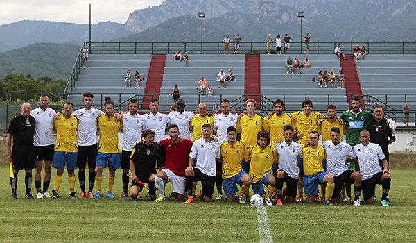 Pro Vercelli e Cumiana in campo (Foto Ivan Benedetto)