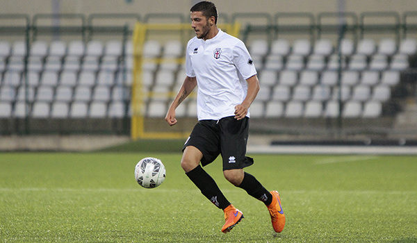 Simone Emmanuello contro la Giana Erminio (Foto Ivan Benedetto)