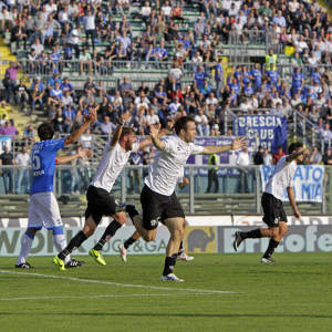 Esultanza in Brescia-Pro Vercelli 2014-15 (Foto Ivan Benedetto)