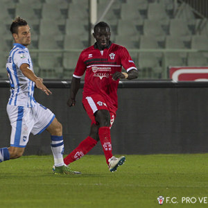 Mohamed Coly contro il Pescara (Foto Ivan Benedetto)