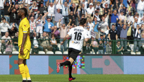 Sprocati esulta dopo il gol al Livorno (Foto Ivan Benedetto)