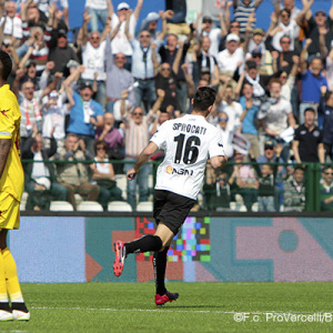 Sprocati esulta dopo il gol al Livorno (Foto Ivan Benedetto)