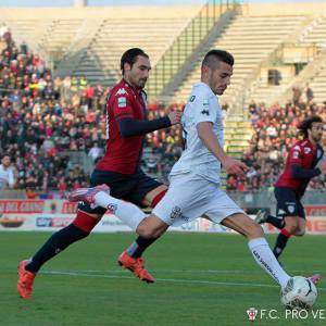 Umberto Germano contro il Cagliari (Foto Ivan Benedetto)