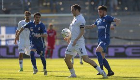 Marchi in azione contro il Como (Foto Ivan Benedetto)