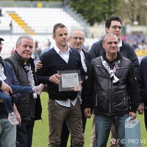 Scaglia premiato dal Club "Amedeo Rosa" (Foto Ivan Benedetto)