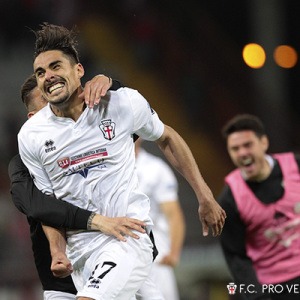 La gioia di Ardizzone dopo il gol al Perugia (Foto Ivan Benedetto)