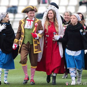 Le maschere in campo (Foto Ivan Benedetto)