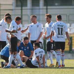 Infortunio Sangiorgi contro il Rende (Foto Ivan Benedetto)
