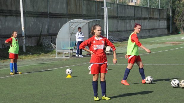 OPEN-DAY-girls-1030x684