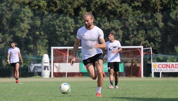 Cristian Bunino (Foto F.C. Pro Vercelli 1892)