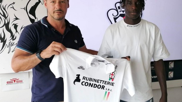 Alex Casella e Ousmane Niang (Foto F.C. Pro Vercelli 1892)