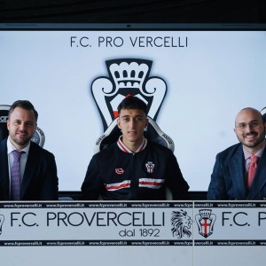 Deléchat, Burruano, Fimmanò (Foto F.C. Pro Vercelli 1892)